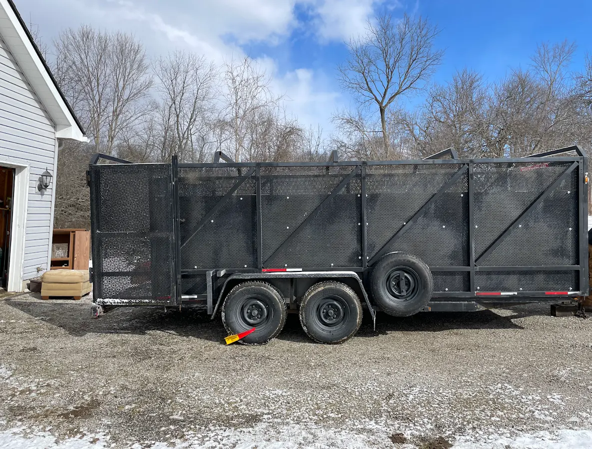 2 Yard Dumpster Rental in Chestnut Ridge, NY